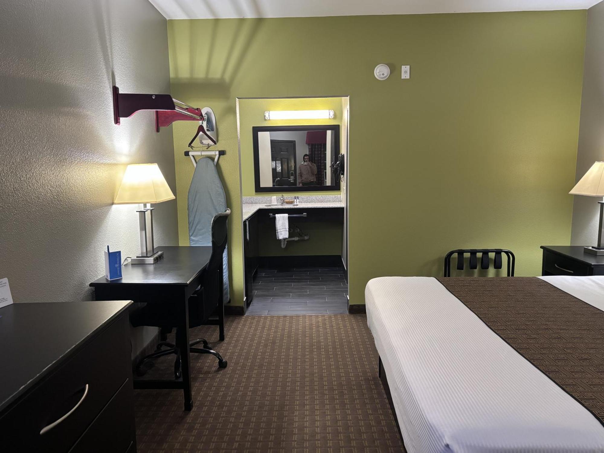 Rodeway Inn Dilley エクステリア 写真