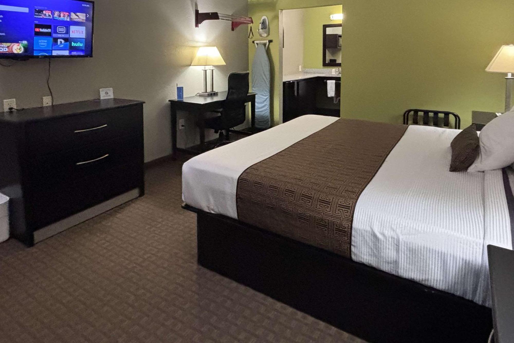 Rodeway Inn Dilley エクステリア 写真