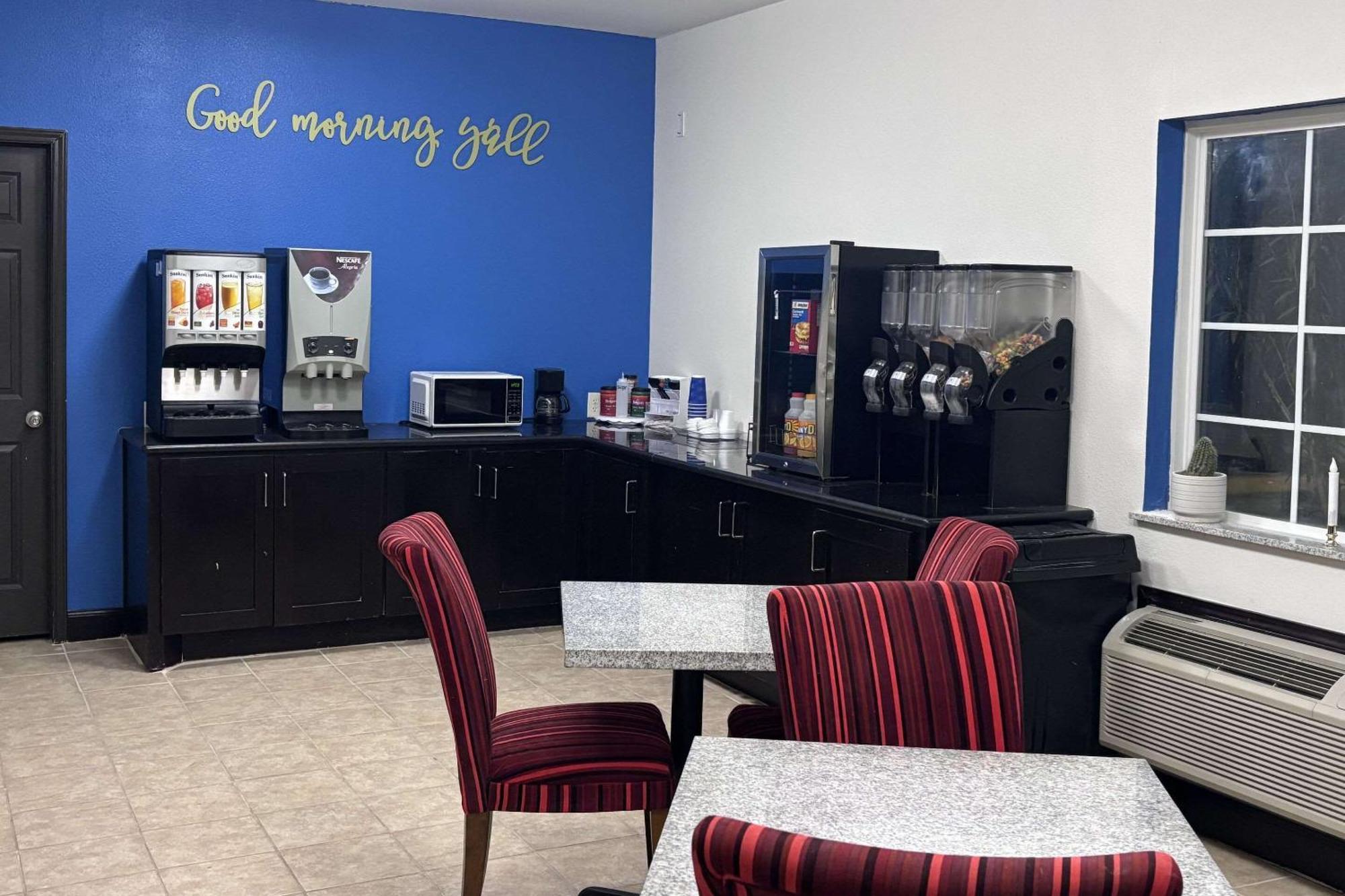 Rodeway Inn Dilley エクステリア 写真